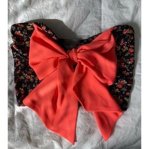 ✨FINAL SALE Bow Tube Top ✨